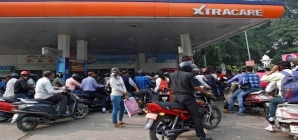 40 paise reduction on petrol on 11th day; diesel slashed down by 30 paise