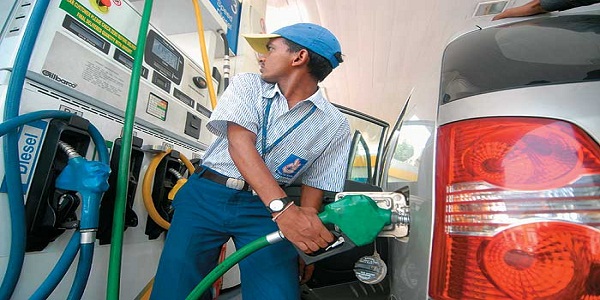8 paise reduction in Petrol prices; diesel prices unchanged