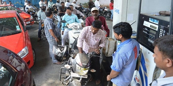Another marginal reduction in Fuel Prices; Petrol prices down by 11 paise
