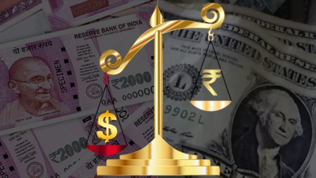 Historical Downfall in Rupee Against Dollar; Touches 72 Mark for the First Time