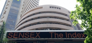 Sensex Records Longest Losing Streak as Rupee Slides Further