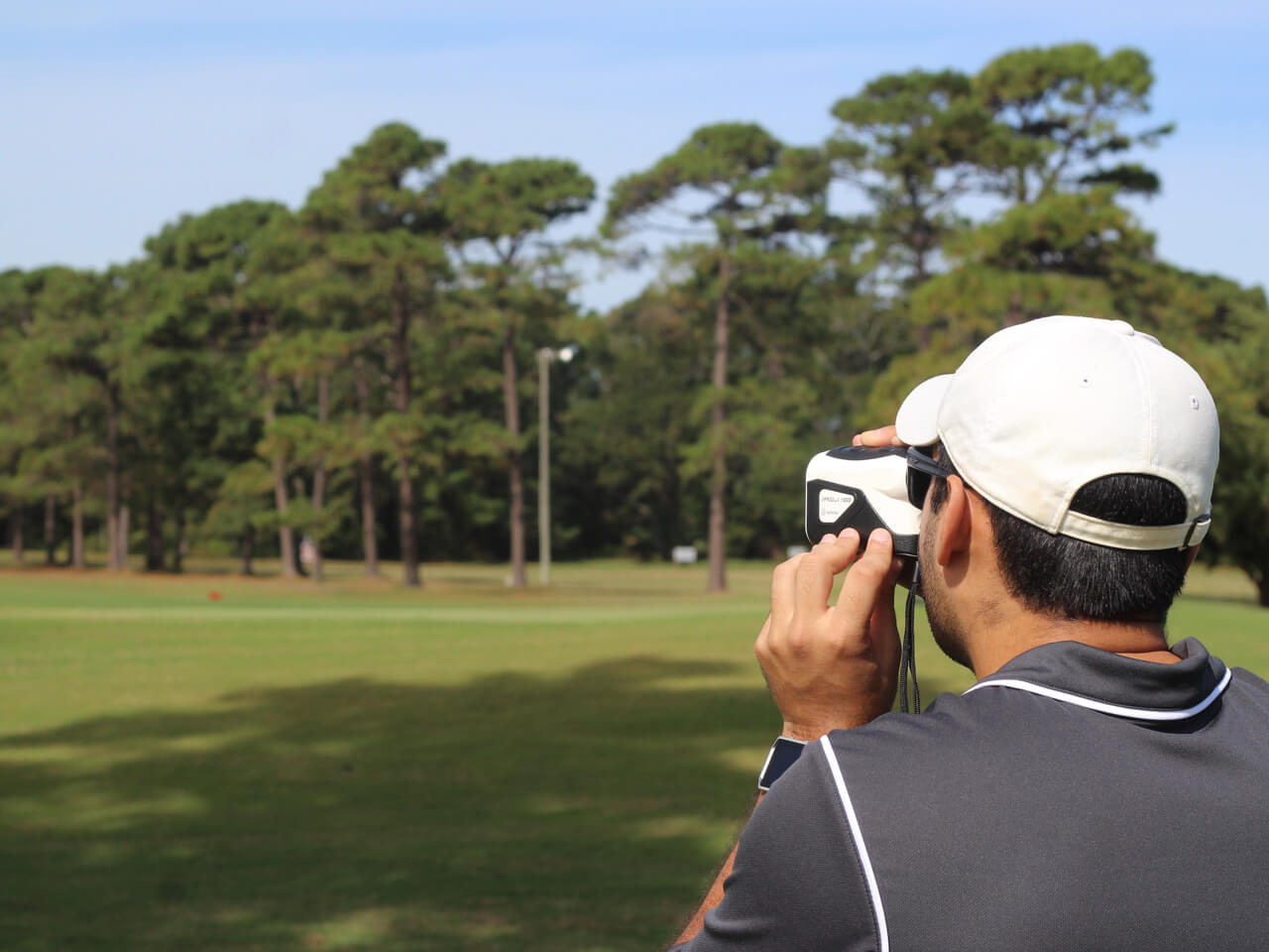 Make your game better with best golf rangefinder - Digital World Economy