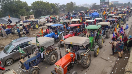 Farmers Protest Enters Central Delhi – No End to Chaos
